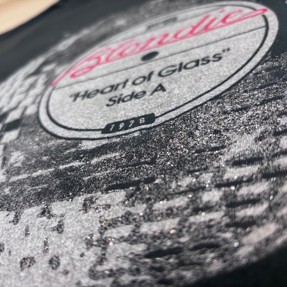 DAYDREAMER Blondie Heart of Glass Graphic T Shirt, Size M, Charcoal Gray, Disco - Picture 11 of 16